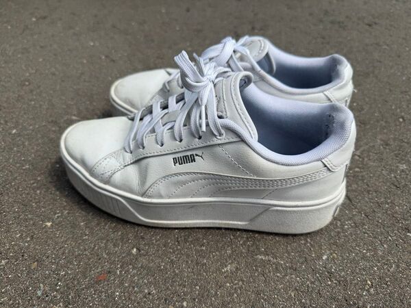 プーマ PUMA 厚底スニーカー