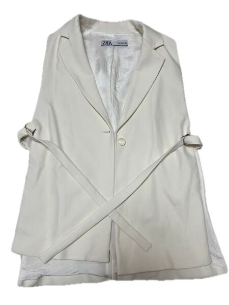 【値下げしました!】ZARA ジレ ベスト 白 Sサイズ