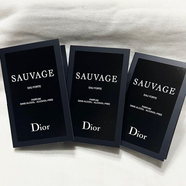 Christian Dior ディオール 香水 試供品 サンプル ソヴァージュ オーフォルテ パルファン 新品未使用♪