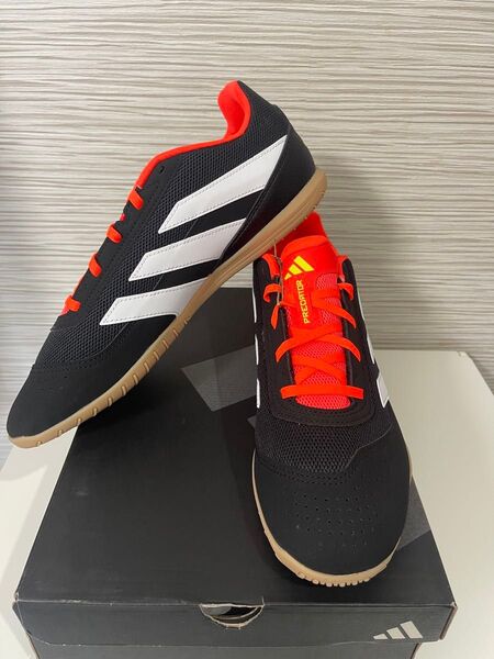 adidas(アディダス)フットサル シューズ インドア用 PREDATOR プレデター 24 CLUBINSALA 29.0cm