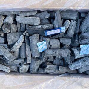 ベトナム備長炭C3荒割(1箱×15KG)