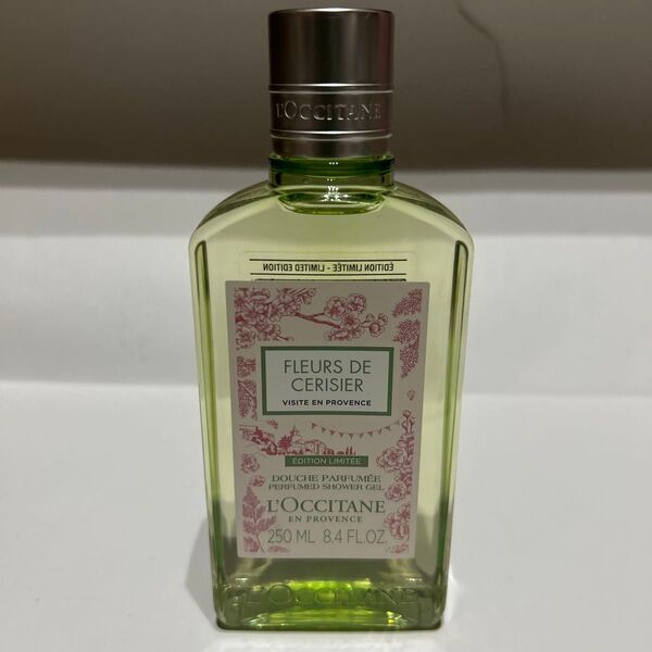 ロクシタン ホワイトマスカットチェリーブロッサムシャワージェル 250ml