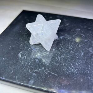 天然石マカバスター 【水晶】