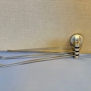 タオルハンガー 吸盤式 シルバー
