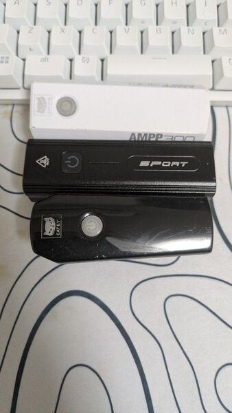 AMPP300 ホワイト VOLT100tm ブラック BOSIWO ブラック