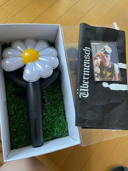 正規品 G-DRAGON OFFICIAL LIGHTSTICK ジヨン ペンライト