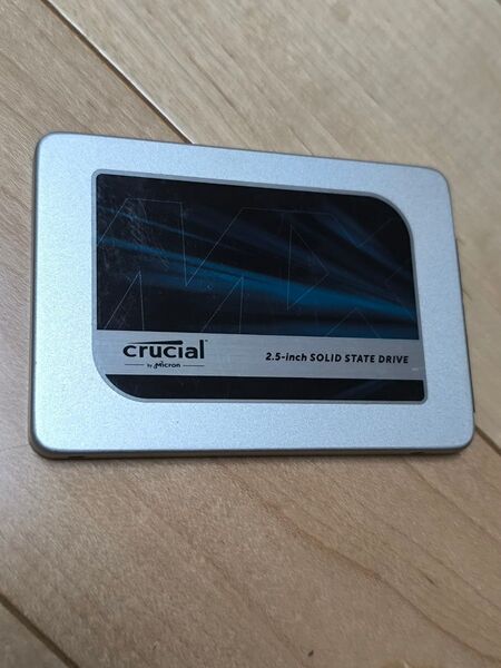 2.5インチ SATA SSD 275GB CRUCIAL CT275MX300SSD1