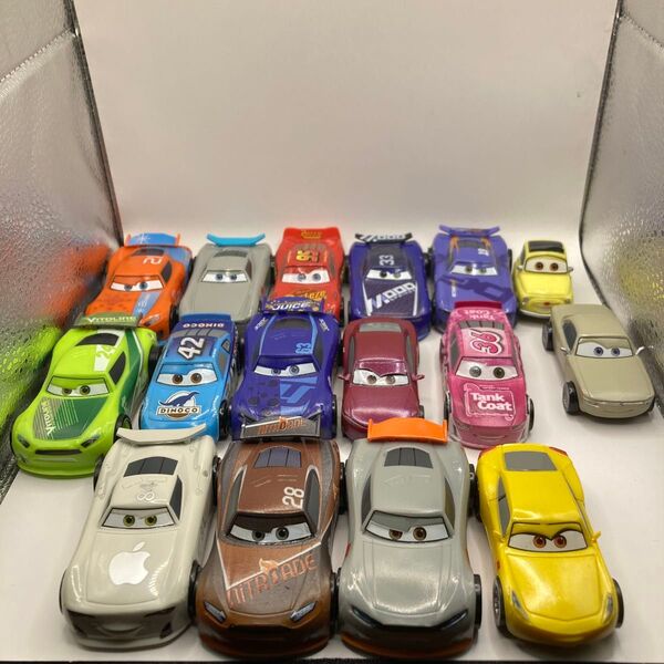 カーズ ミニカー 16台まとめ売り