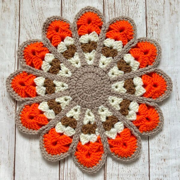 オレンジ ハンドメイド 円座 花の座布団 インテリア 手編み座布団 クッション マット チェアパッド おざぶ 丸椅子カバー