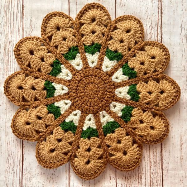 ブラウン ハンドメイド 編み座布団 マット クッション チェアパッド おざぶ 丸椅子カバー 花座布団 インテリア雑貨