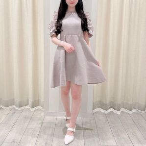evelyn エブリン フリル袖ワンピース