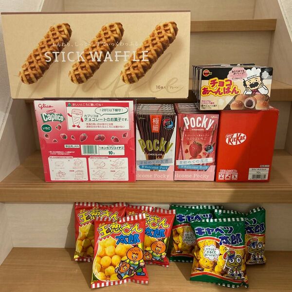 A.お菓子詰め合わせ まとめ売り お得 3時のおやつに 計42点