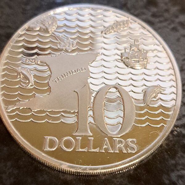 トリニダードトバゴ10ドル銀貨 品位SV925 34g 外国銀貨 外国コイン ミント出し