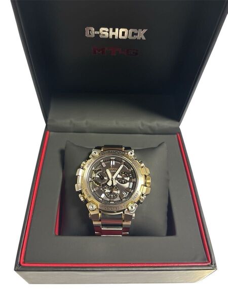 【極美品】G-SHOCK MTG-B3000D-1A9JF
