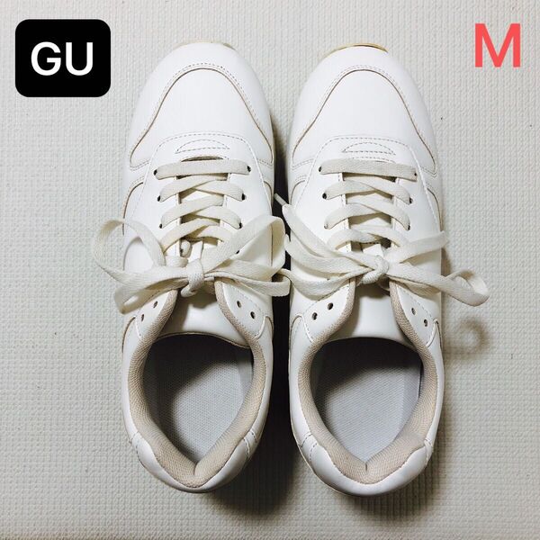 【未使用訳あり】 GU ジーユー スニーカー ジョギングシューズ オフホワイト 合成皮革 Mサイズ