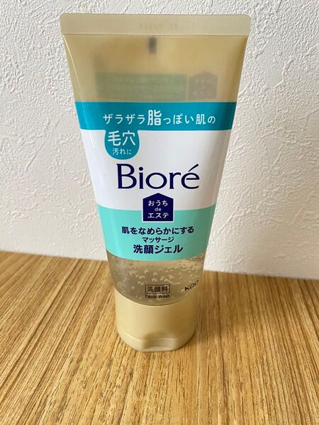 ビオレ おうちdeエステ 肌をなめらかにする マッサージ洗顔ジェル