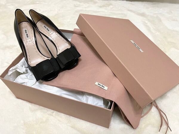 新品未使用MIU MIU ミュウミュウ リボンパンプス 36 ブラック エナメル