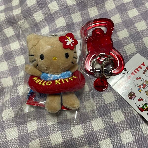 Me%【HELLO KITTY/ハローキティ】リボンカラビナと日焼けトイキーホルダーセット