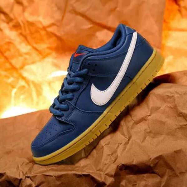 【新品未使用】 NIKE SB DUNK LOW PRO 【NAVY GUM】 ナイキ SB ダンク ロー プロ PRM メンズ
