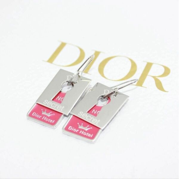 美品 Christian Dior ディオール ロゴ プレート シルバー ピアス