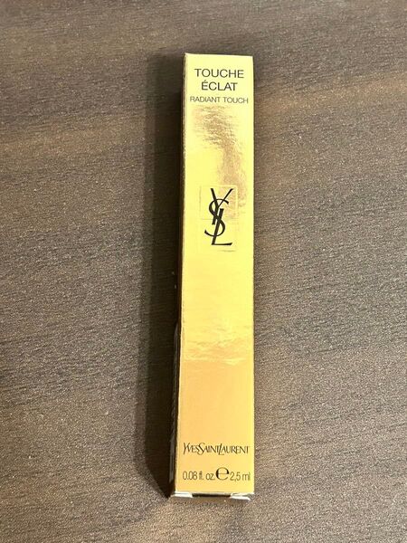 YSL イヴサンローラン ラディアント タッチ No.2