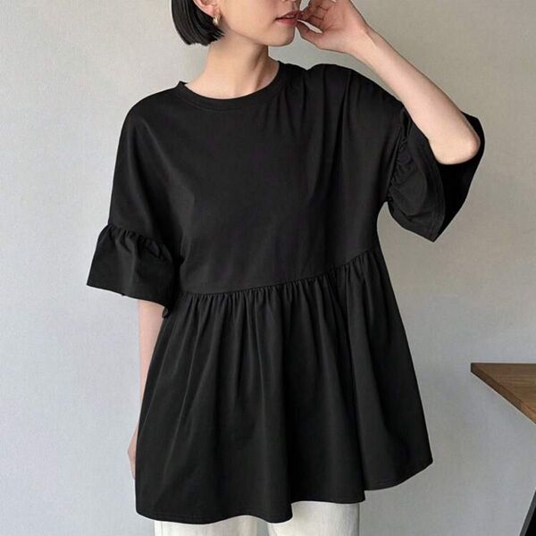 シーイン フリルTシャツ