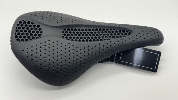BUCKLOS 3Dプリントサドル 3D-1