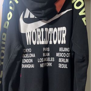 NIKE world tour パーカー Lサイズ