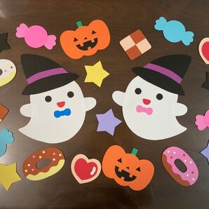 壁面飾り ハロウィン 10月 オバケ カボチャ ドーナツ おやつ お菓子 保育教材 窓飾り