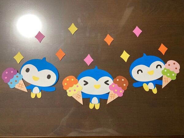 壁面飾り 7月 8月 アイスクリーム ペンギン 夏 夏休み 保育教材 窓飾り 夏の壁面 ハンドメイド
