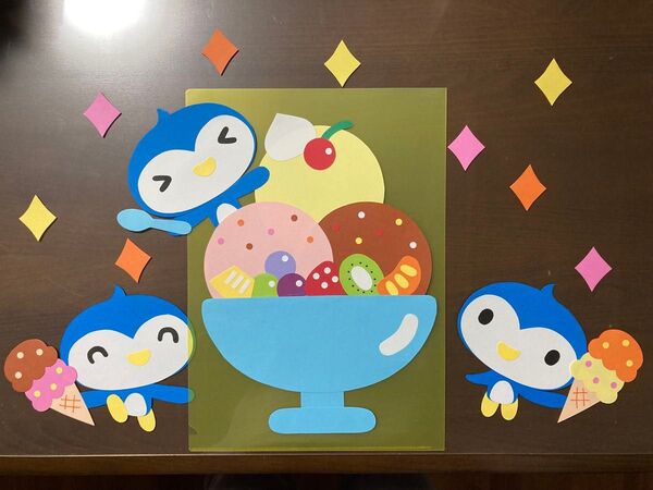 壁面飾り 7月 8月 アイスクリーム ペンギン 夏 夏休み パフェ フルーツ 夏の壁面 保育教材 ハンドメイド