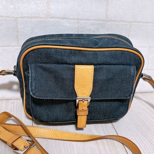 《美品》Burberry Blue label(バーバリー)ショルダーバッグ