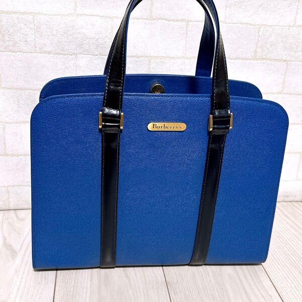 《美品》Burberry(バーバリー)ハンドバッグ