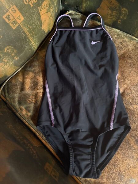 女の子 NIKE 競泳水着 スクール水着 XS