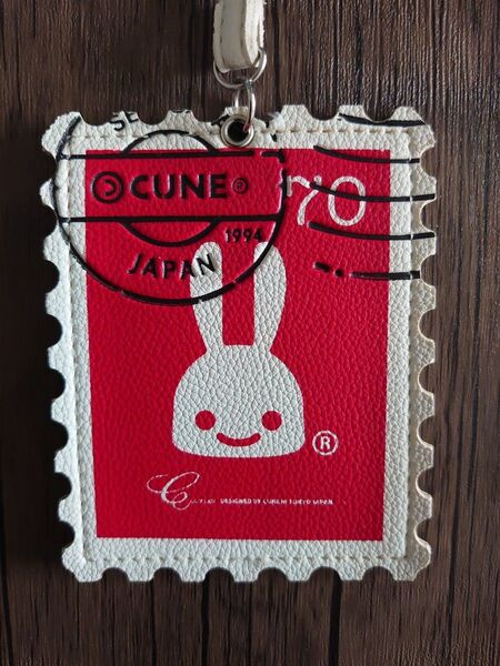 入手困難!!CUNE パスケース