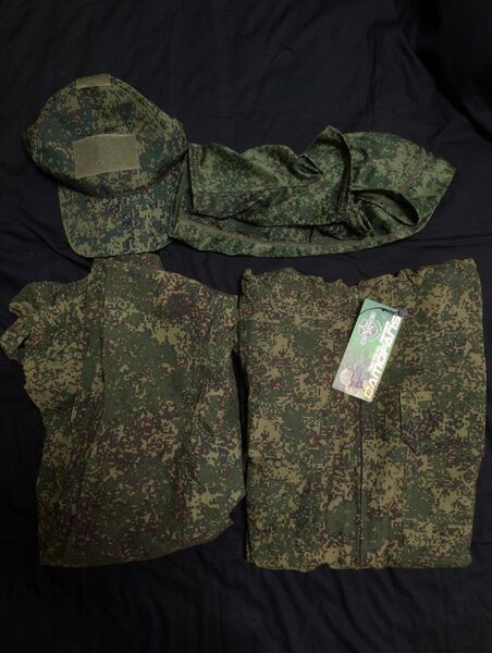 【即納・新品】ロシア軍 camofans デジタルフローラ迷彩+シュマグ+帽子