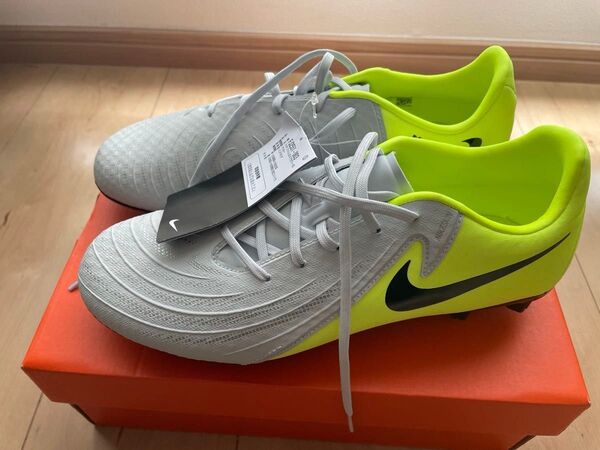 NIKE ファントムGX2 アカデミー HG サッカースパイク 26cm 新品