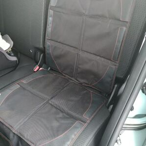 チャイルドシート保護マット 使用期間短め