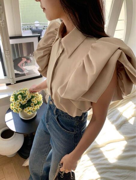 バースデーバッシュ WHIP SLEEVE SHIRT TOPS ベージュ