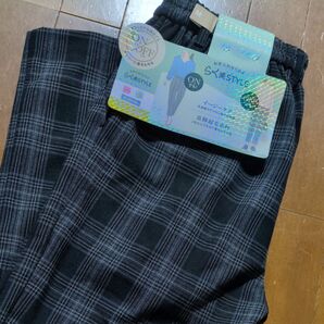 新品未使用タグ付き!税込2,420円しまむらクロッシー★お手入れ楽々パンツM