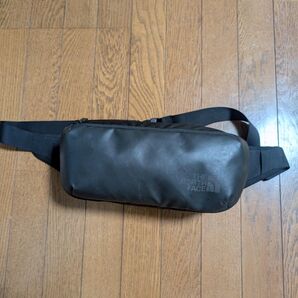 THE NORTH FACE ボディバッグ ブラック