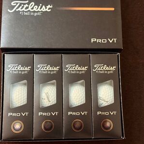 2025年モデル新品タイトリスト Titleist Pro V1 白色1ダース