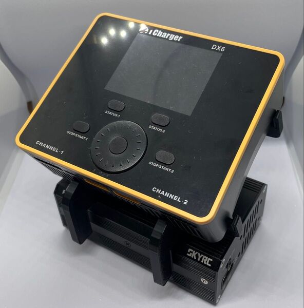 iCharger DX6 専用充電器スタンド(多機種安定化電源取付仕様)