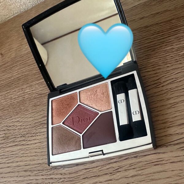 Dior アイシャドウパレット 689 MITZAH
