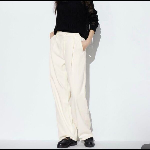 美品 UNIQLO ユニクロ ドレープデニム タックパンツ Mサイズ