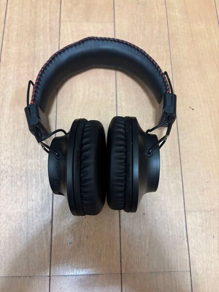 ワイアレスヘッドホン ブラック折りたたみ可能