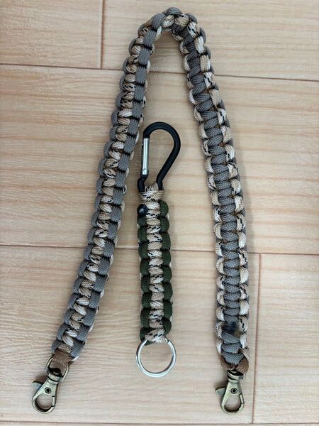 ハンドメイド パラコード ハンドストラップ オマケ付き