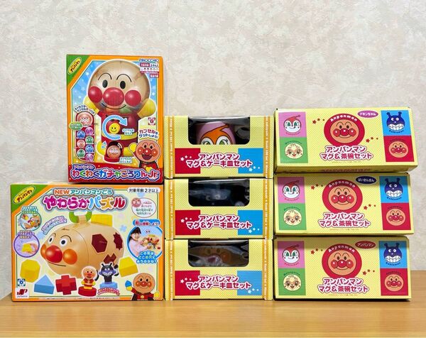 アンパンマン マグ 茶碗 ケーキ皿 アンパンマン ドキンちゃん ばいきんまん やわらかパズル わくわくガチャころりんJr. セット