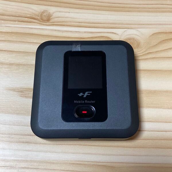 【中古品】富士ソフト/+F FS040W/モバイルWi-Fiルーター