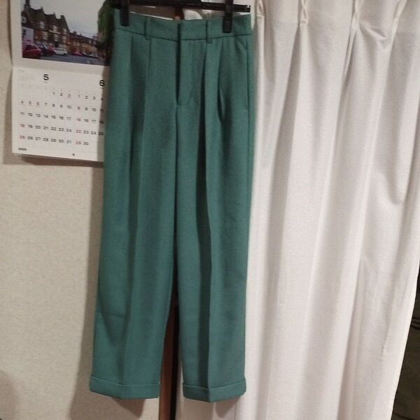 前タック幅広 パンツ